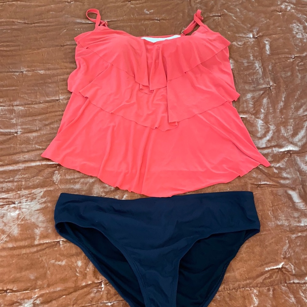 Two piece full coverage swimsuit 20/22W